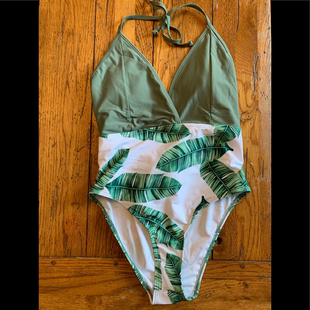 Bathing suit